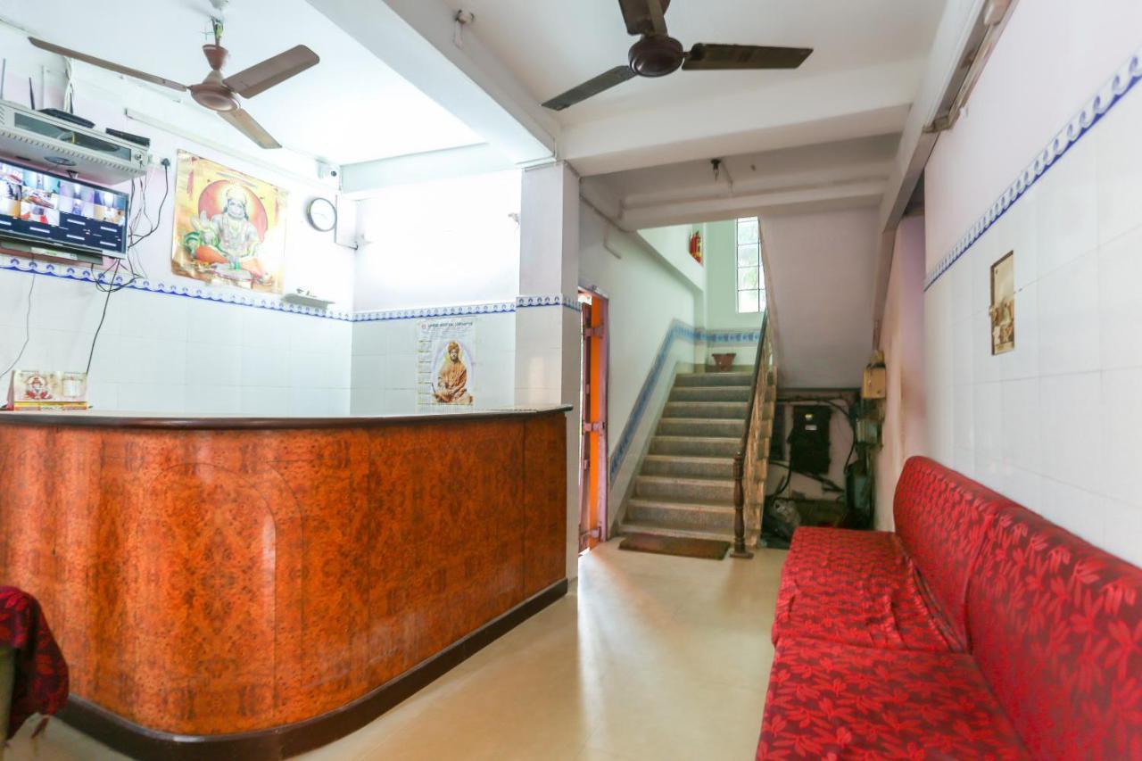 Oyo 73902 Vyttila Residency Hotel Kochi Ngoại thất bức ảnh