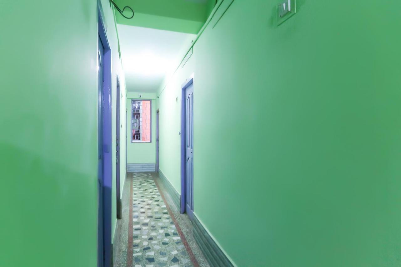 Oyo 73902 Vyttila Residency Hotel Kochi Ngoại thất bức ảnh