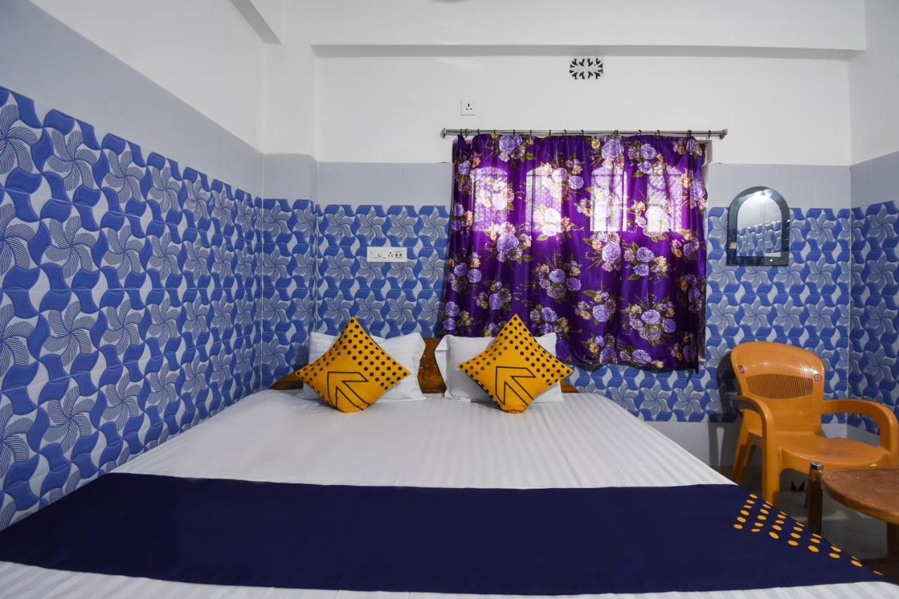 Oyo 73902 Vyttila Residency Hotel Kochi Ngoại thất bức ảnh